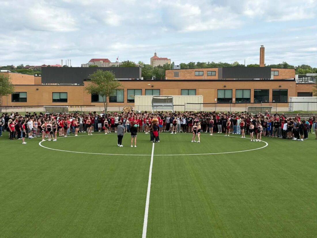 Lawrence High School welcomes Team Algeria for the World Cup